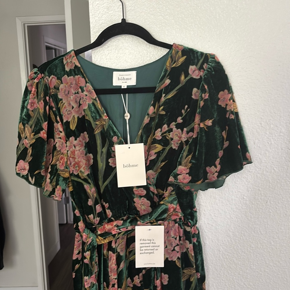 BOHME Velvet flower dress; elasticated waste; size Medium double lined; GORGEOUS